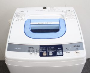 日立　洗濯機　５キロ