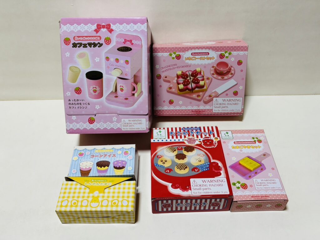 マザーガーデン　カフェマシン・いちごトーストセット・コーンアイス・しんせんたまご・たこやきセット・たまごやきセット